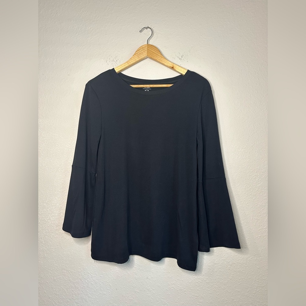 Old Navy Black Bell Sleeve Top Size Medium